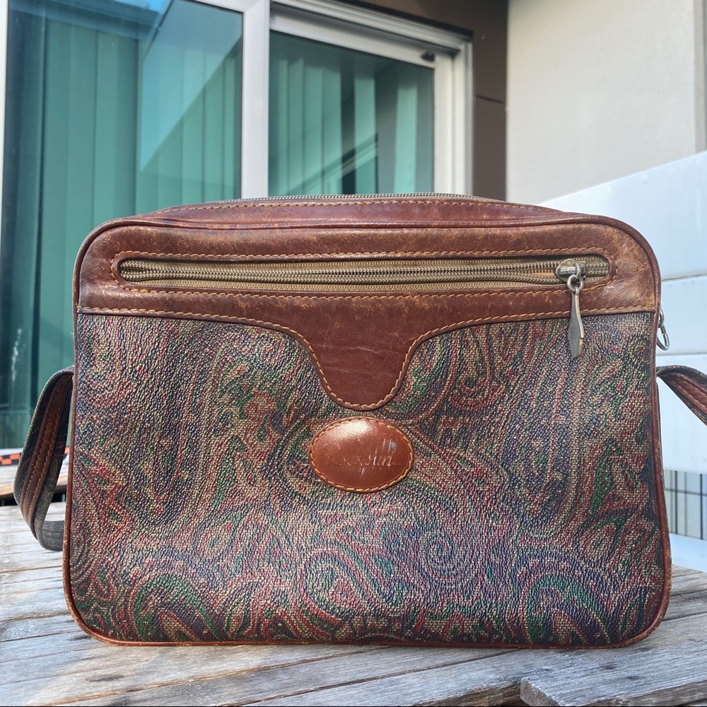 Vintage crossbody